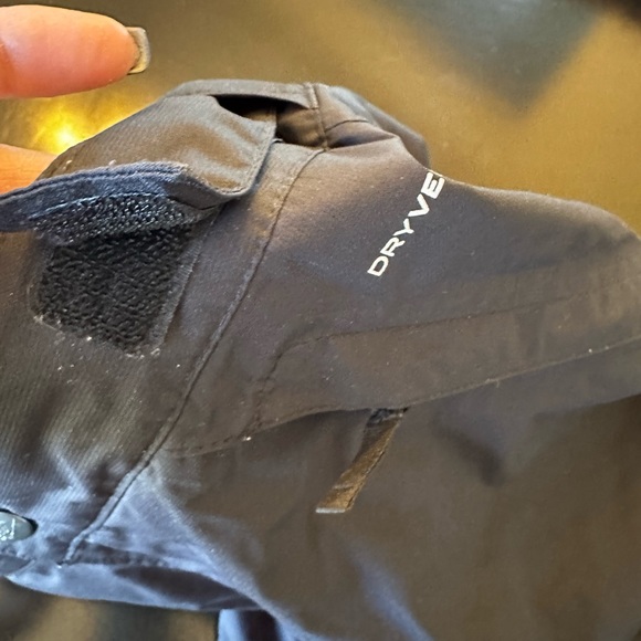 The North Face Boy’s Snow Pants - Picture 3 of 6